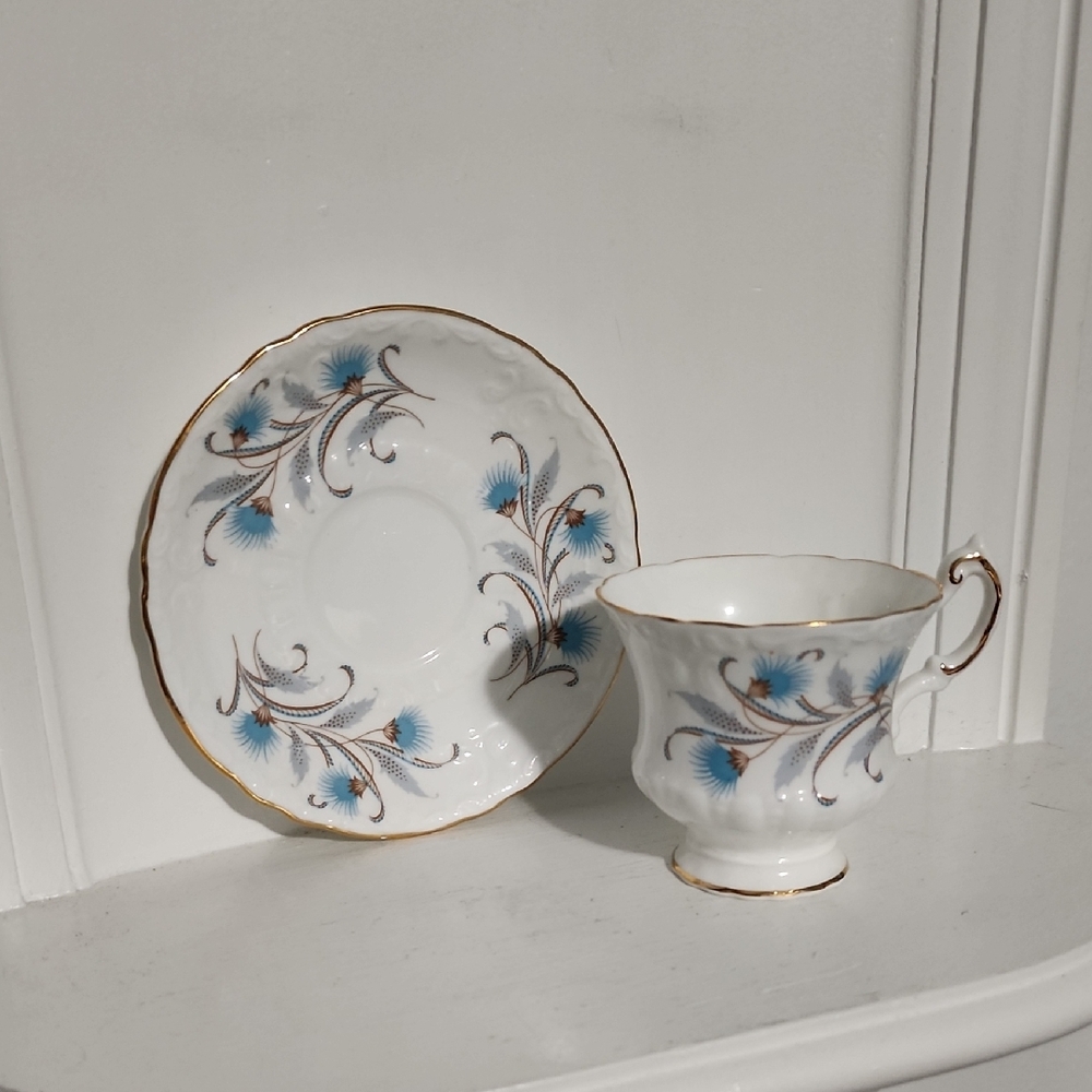 Roslyn Teacup Saucer Set Blue Gray Floral Bone China England